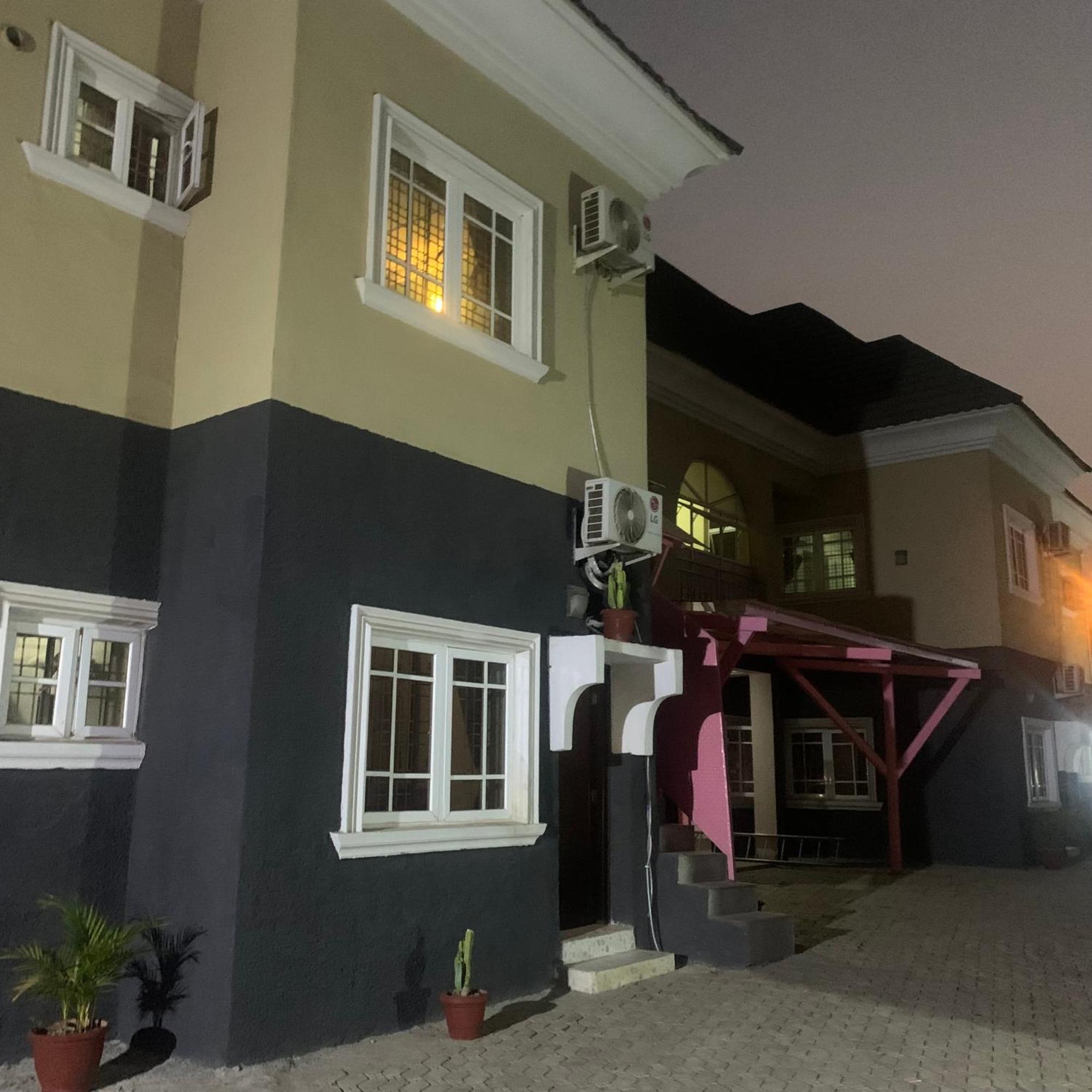 Aparthotel Health Plaza Abuja Exterior foto
